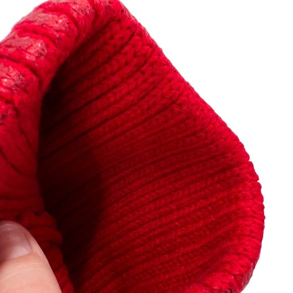 Cloie Metallic Shimmer Winter Beanie Red One Size NWT - Picture 3 of 3
